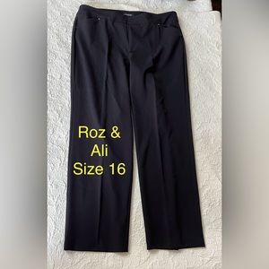 Roz & Ali slacks size 16